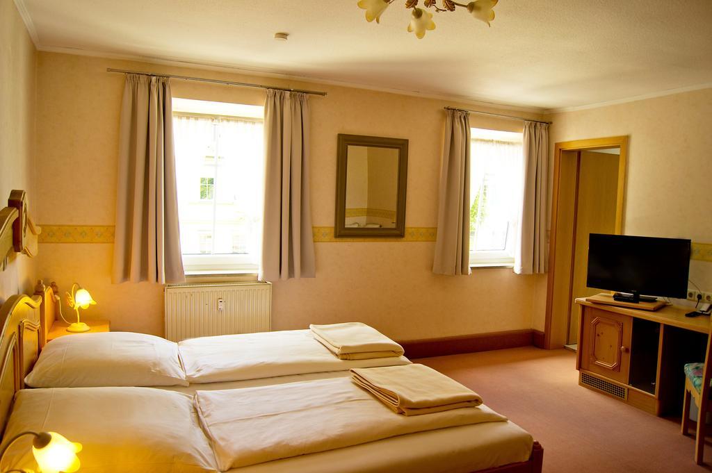 Hotel Garni Promenade Вайсенхорн Экстерьер фото